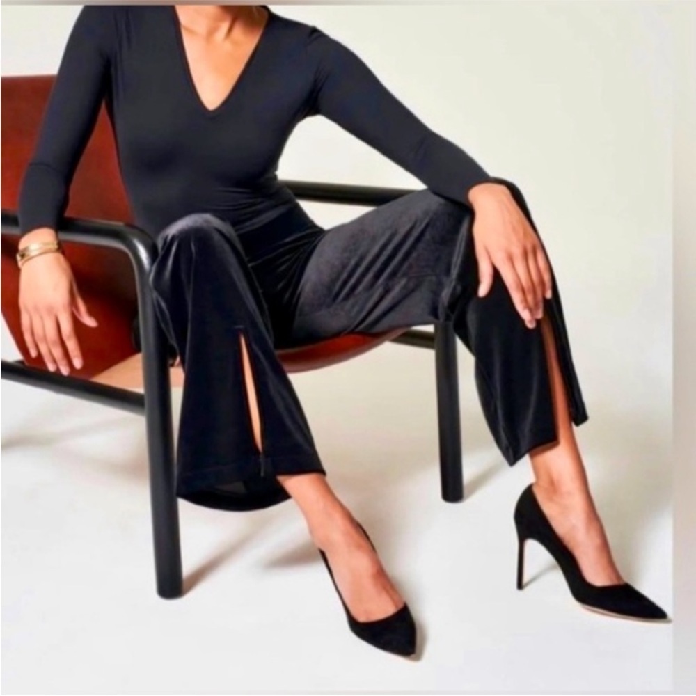 SPANX Velvet Split Hem Wide Leg Pant Very Black Slimming Comfort Size Medium